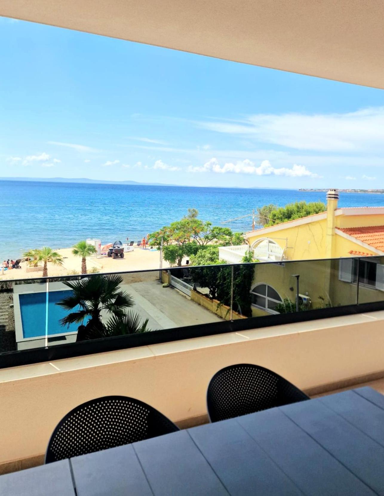 Dinary Apartman Vir Exterior foto