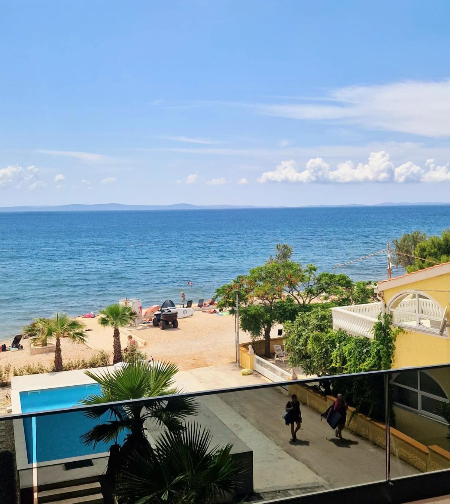 Dinary Apartman Vir Exterior foto